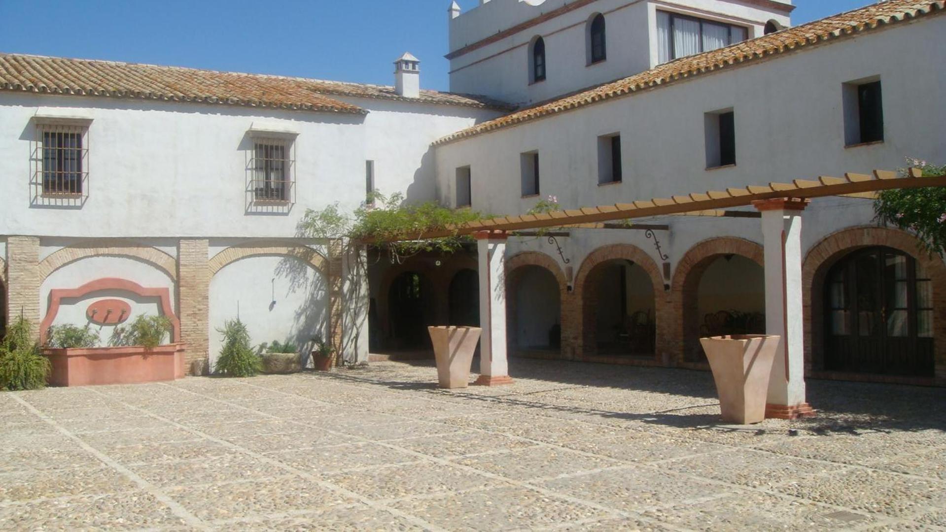 Hacienda Los Jinetes Carmona  Esterno foto