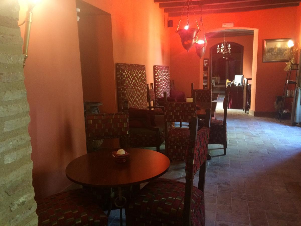 Hacienda Los Jinetes Carmona  Esterno foto